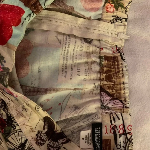 ModCloth Retrolicious Paris Print Skirt Size XL - Picture 6 of 9